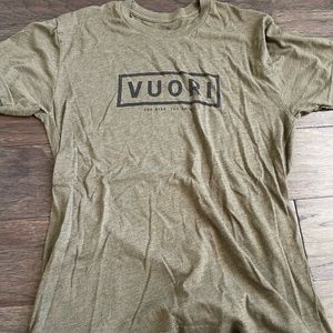 Vuori Tshirt Medium